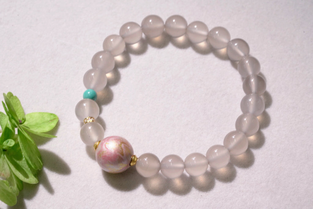 Soft Pink Nanhong Red Agate Pearl Accent Bracelet product detail photo