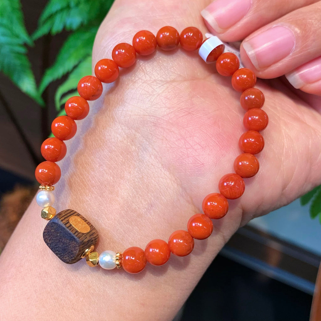 Antique Gold Nanhong Red Agate Bracelet product detail photo