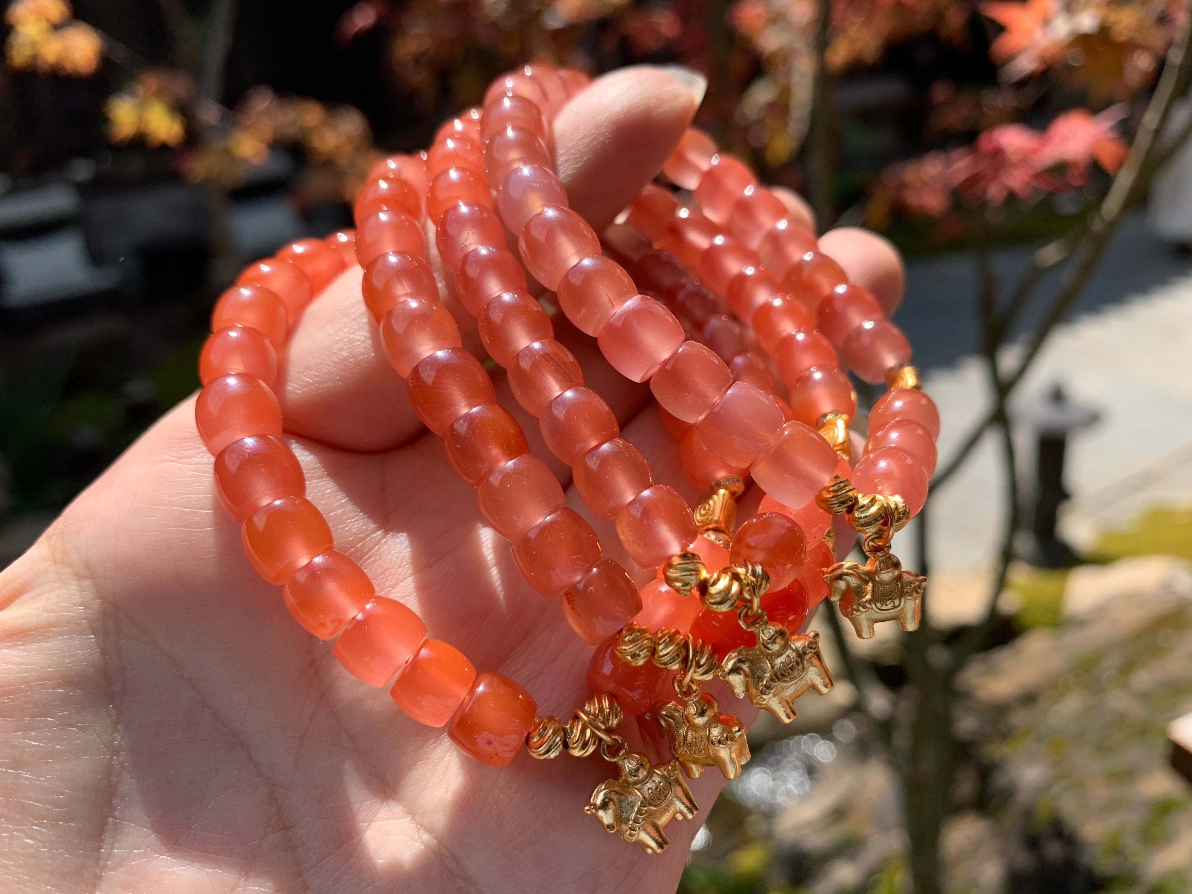 Stacked Nanhong Red Agate Bead Bracelet Set product detail photo