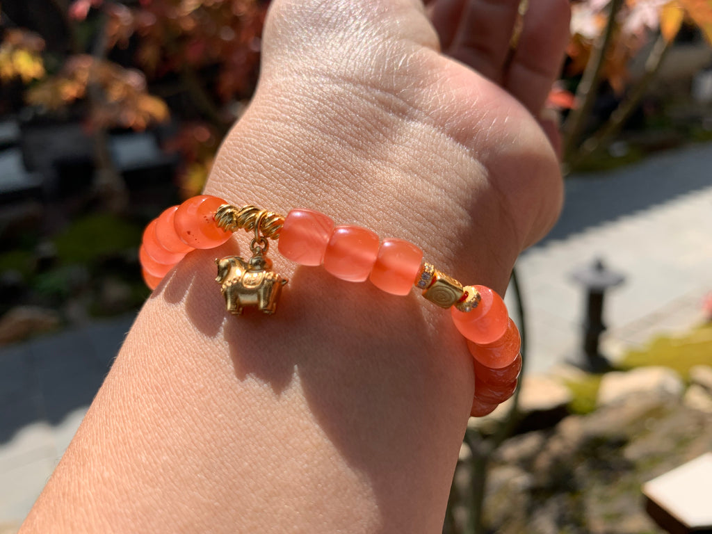 Stacked Nanhong Red Agate Bead Bracelet Set product detail photo