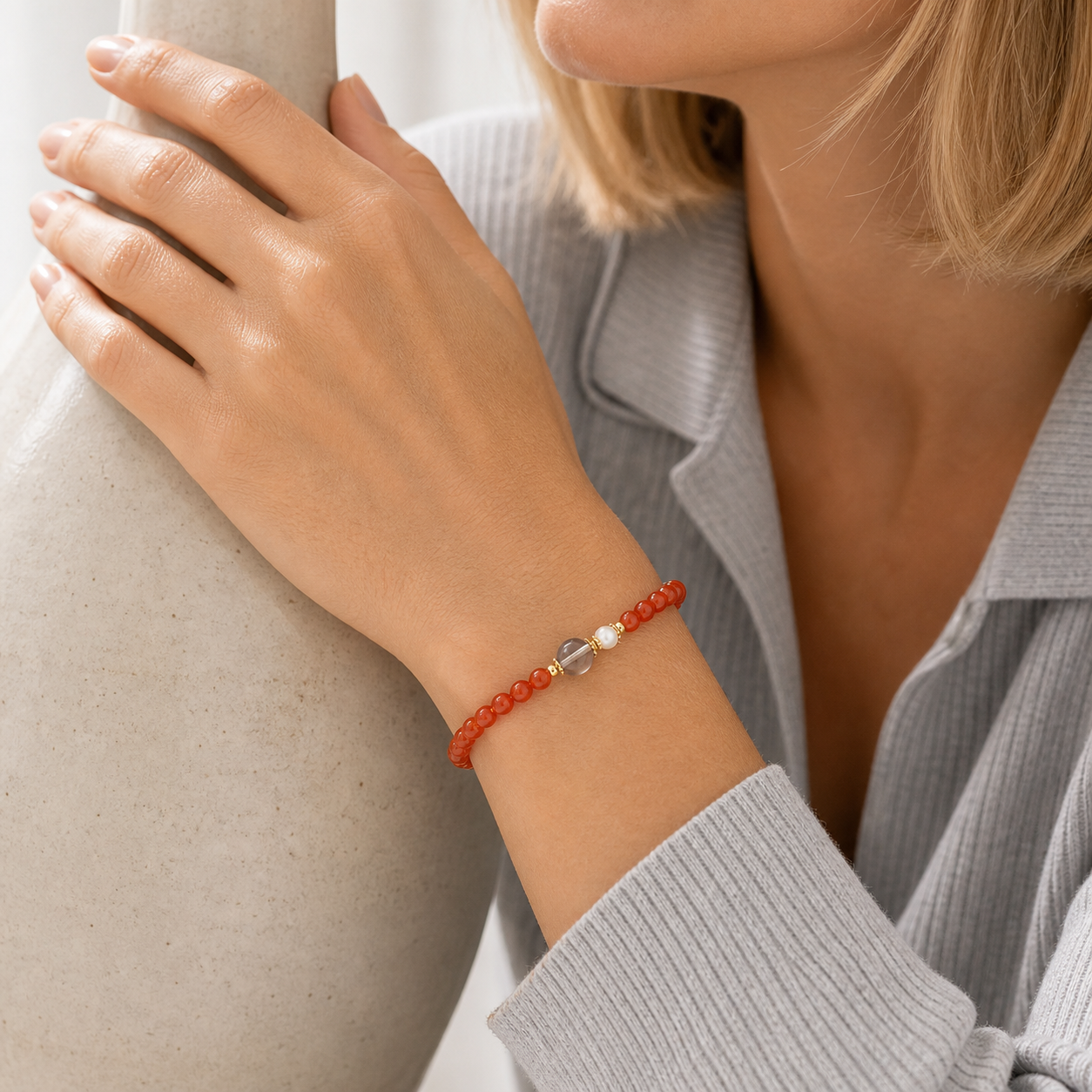 Wood Accent Nanhong Red Agate Bracelet product detail 3