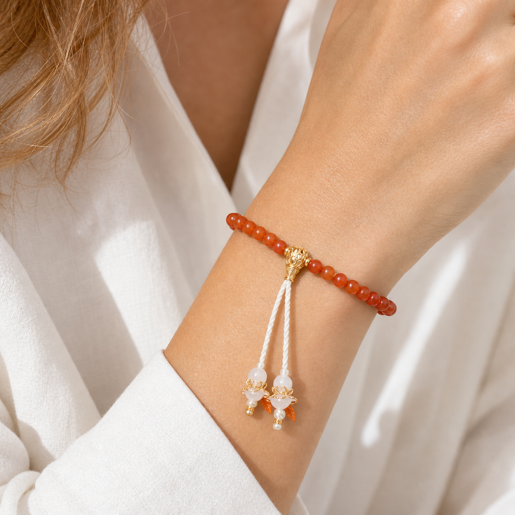 Flower Charm Nanhong Red Agate Bracelet product detail 3